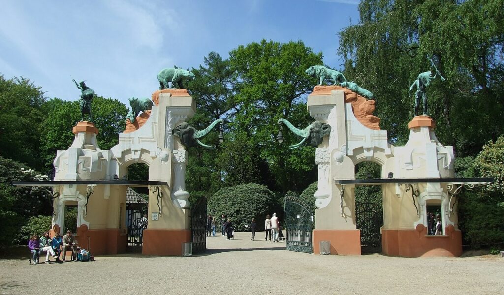 Ehemaliger Haupteingang vom Tierpark Hagenbeck
